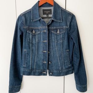 Banana Republic Jean Jacket Size Small